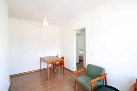 Sala de apartamento para alugar com 2 quartos, 51m² em Chácara Santo Antônio (zona Sul), São Paulo