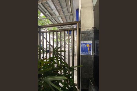 Apartamento para alugar com 100m², 2 quartos e sem vagaPlaca