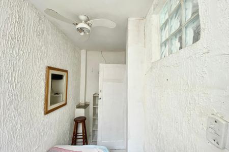 Apartamento para alugar com 100m², 2 quartos e sem vagaQuarto de Serviço