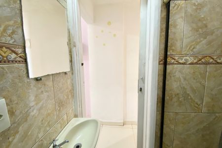 Apartamento para alugar com 100m², 2 quartos e sem vagaBanheiro social