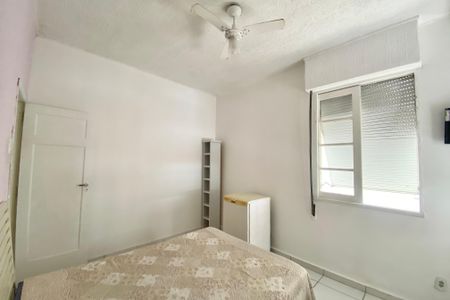 Quarto  de apartamento para alugar com 2 quartos, 100m² em Copacabana, Rio de Janeiro