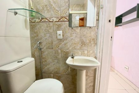 Apartamento para alugar com 100m², 2 quartos e sem vagaBanheiro social
