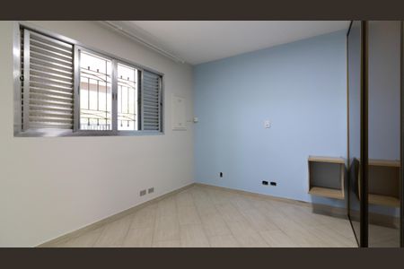 Casa à venda com 300m², 3 quartos e 2 vagas Casa à venda com 300m², 3 quartos e 2 vagasSuíte