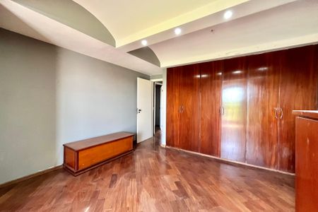 Casa à venda com 300m², 5 quartos e 3 vagasSuite 1