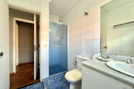 Casa à venda com 300m², 5 quartos e 3 vagasBanheiro da Suíte 3