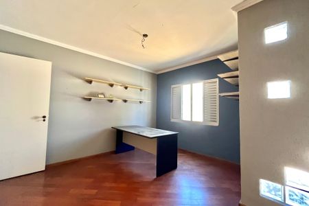 Casa à venda com 300m², 5 quartos e 3 vagasQuarto 1