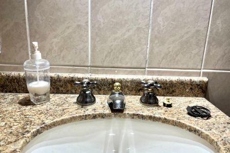 Casa à venda com 300m², 5 quartos e 3 vagasLavabo