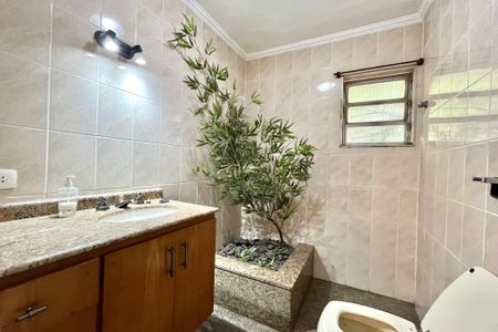 Casa à venda com 300m², 5 quartos e 3 vagasLavabo