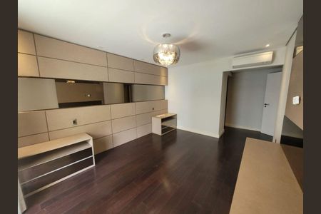 Apartamento à venda com 4 quartos, 253m² em Alphaville Industrial, Barueri
