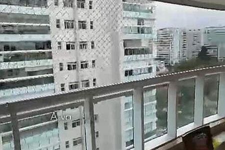 Apartamento à venda com 163m², 4 quartos e 3 vagas