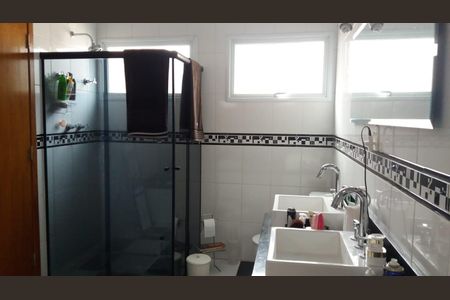 Casa à venda com 2 quartos, 1000m² em Jardim Tereza Cristina, Jundiaí