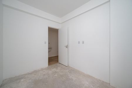 Quarto 1 de kitnet/studio à venda com 2 quartos, 35m² em Vila Guarani (zona Sul), São Paulo