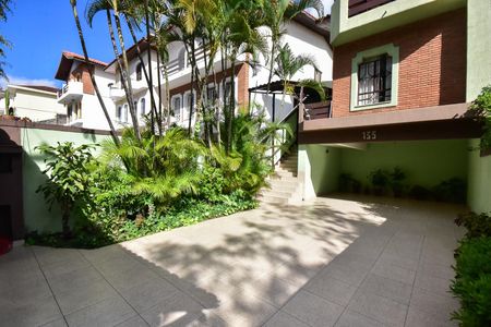 Casa à venda com 220m², 4 quartos e 6 vagasGaragem