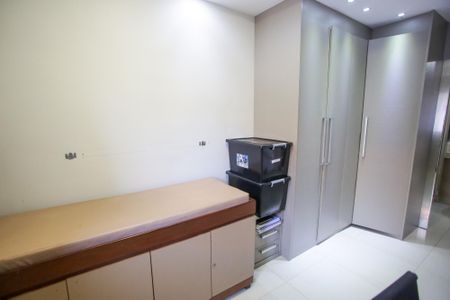 Apartamento à venda com 164m², 3 quartos e 1 vagaQuarto Suíte 2