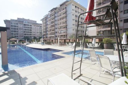 Apartamento à venda com 164m², 3 quartos e 1 vagaÁrea comum - Piscina