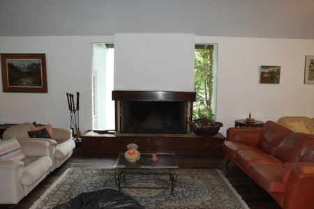 Casa de condomínio para alugar com 750m², 5 quartos e 6 vagasSala