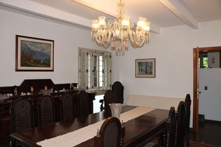 Casa de condomínio para alugar com 750m², 5 quartos e 6 vagasSala de jantar