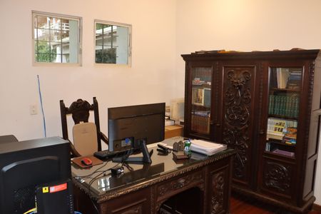 Casa de condomínio para alugar com 750m², 5 quartos e 6 vagasSuíte 2