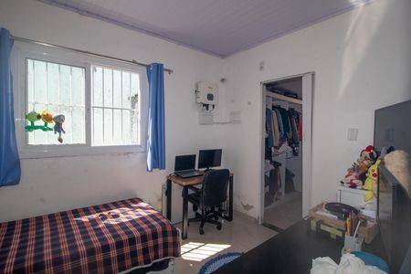 Casa à venda com 134m², 4 quartos e 5 vagas Casa à venda com 134m², 4 quartos e 5 vagasQuarto