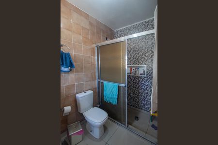 Casa à venda com 134m², 4 quartos e 5 vagas Casa à venda com 134m², 4 quartos e 5 vagasBanheiro