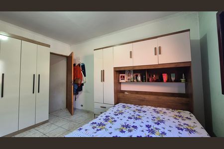 Suíte de casa à venda com 2 quartos, 132m² em Parque Oratório, Santo André
