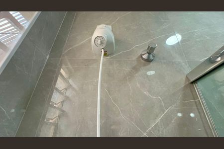 Apartamento à venda com 71m², 2 quartos e sem vagaBanheiro