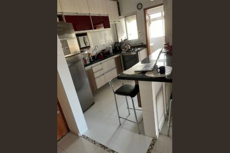 Apartamento à venda com 3 quartos, 77m² em Parque Tomas Saraiva, São Paulo