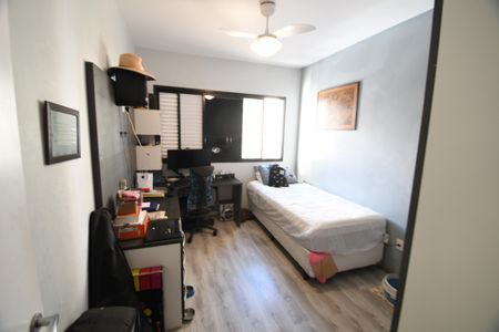 Apartamento à venda com 107m², 3 quartos e 2 vagasQuarto 2