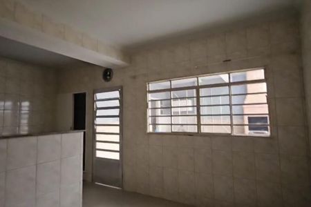 Casa à venda com 3 quartos, 117m² em Vila Nhocuné, São Paulo