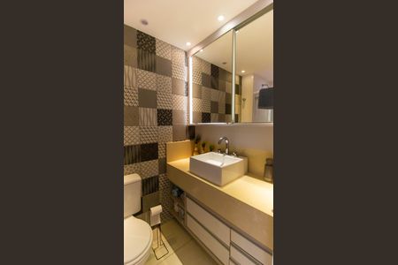 Apartamento à venda com 103m², 2 quartos e 1 vaga