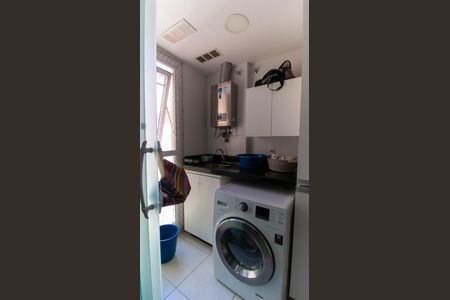 Apartamento à venda com 103m², 2 quartos e 1 vaga