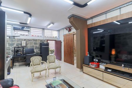 Casa à venda com 250m², 3 quartos e 3 vagasHome Theater