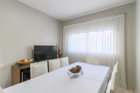 Casa à venda com 250m², 3 quartos e 3 vagasCopa
