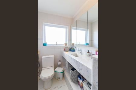 Casa à venda com 250m², 3 quartos e 3 vagasBanheiro