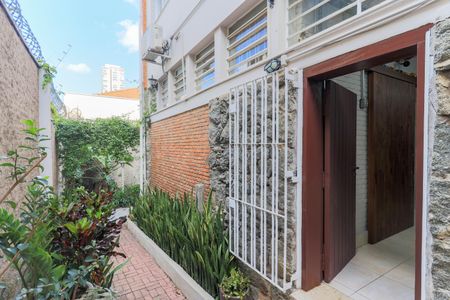 Casa à venda com 250m², 3 quartos e 3 vagasÁrea Externa 