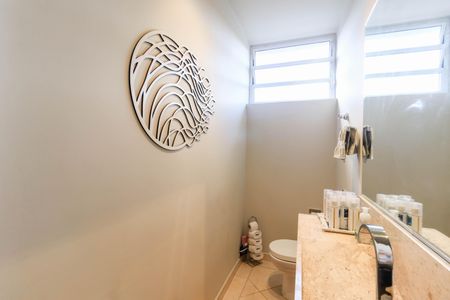 Casa à venda com 250m², 3 quartos e 3 vagasLavabo 