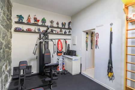 Casa à venda com 250m², 3 quartos e 3 vagasAcademia