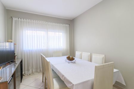 Casa à venda com 250m², 3 quartos e 3 vagasCopa 