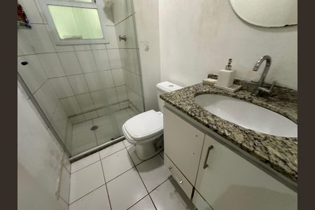 Apartamento à venda com 71m², 3 quartos e 2 vagasBanheiro