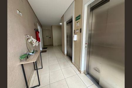 Apartamento à venda com 71m², 3 quartos e 2 vagasHall de entrada