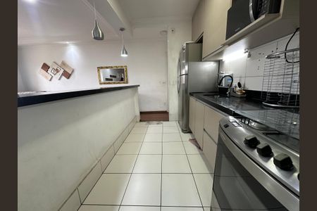 Apartamento à venda com 71m², 3 quartos e 2 vagasCozinha