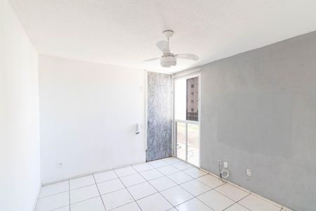 Apartamento para alugar com 43m², 2 quartos e sem vaga Apartamento para alugar com 43m², 2 quartos e sem vagaSala