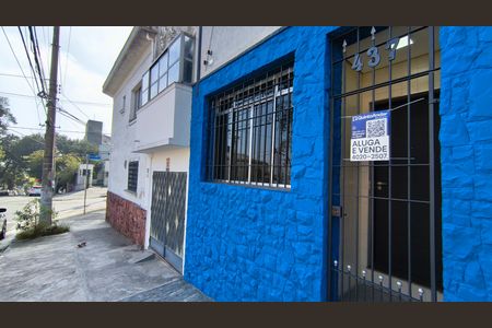Casa para alugar com 80m², 2 quartos e sem vaga Casa para alugar com 80m², 2 quartos e sem vagaFachada + Plaquinha