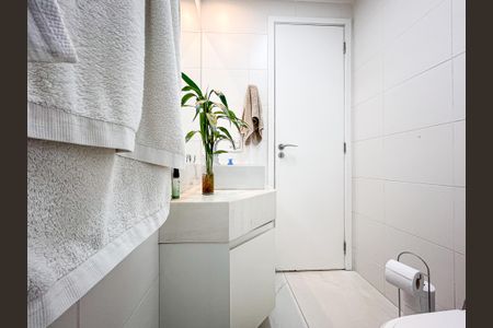 Apartamento à venda com 61m², 2 quartos e 2 vagasBanheiro Social