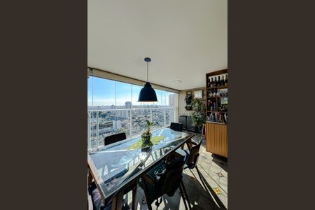 Apartamento à venda com 108m², 3 quartos e 2 vagasVaranda da Sala