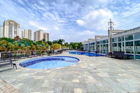 Apartamento à venda com 108m², 3 quartos e 2 vagasÁrea comum - Piscina