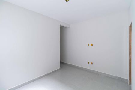 Casa à venda com 74m², 3 quartos e 2 vagasSuíte 