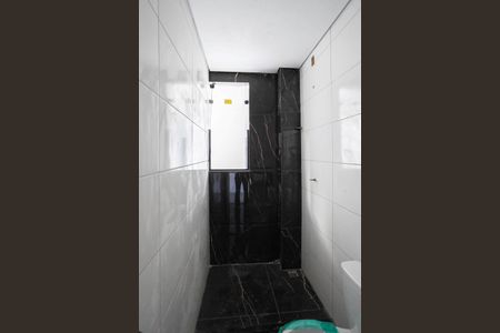 Casa à venda com 74m², 3 quartos e 2 vagasBanheiro social 