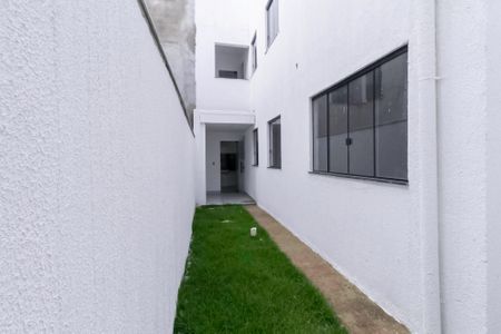 Casa à venda com 74m², 3 quartos e 2 vagasÁrea Privativa 