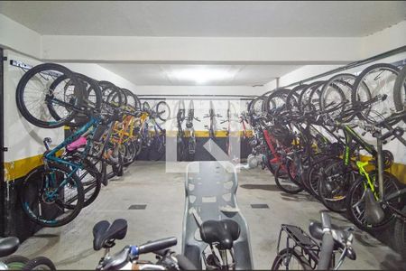 Apartamento à venda com 35m², 1 quarto e 1 vaga Apartamento à venda com 35m², 1 quarto e 1 vagaÁrea comum - Bicicletário